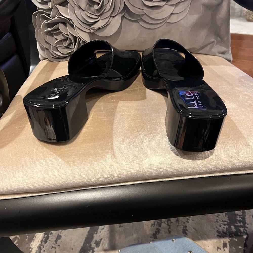 Shoes - Picture 3 of 6